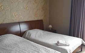 Mini Hotel In Observatorniy
